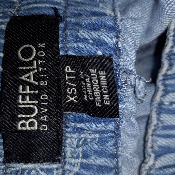 Buffalo David Bitton Paisley Shorts - Picture 5 of 5